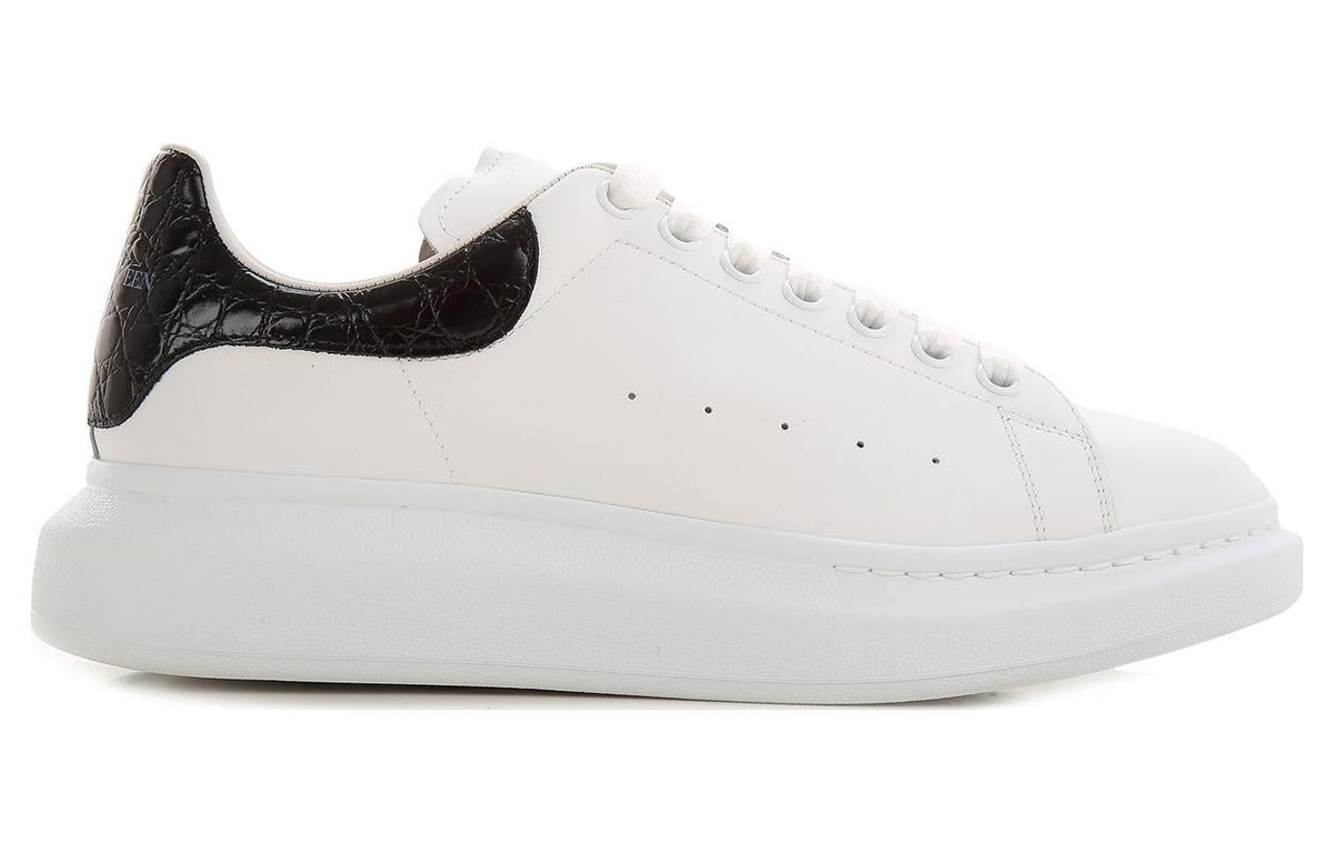 Alexander McQueen Oversized Sneaker 'Black Crocodile' 625162WHYB89061 #