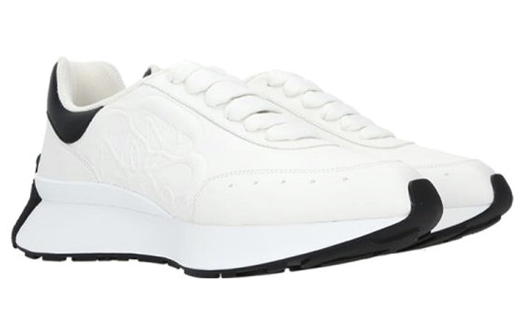 (WMNS) Alexander McQueen Sprint Runner 'White Black' 687995WIC939061 #