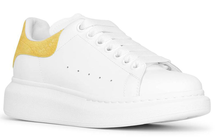 (WMNS) Alexander McQueen Oversized Sneaker 'Yellow Embossed Suede Crocodile' 650788WHZ4K9718 #