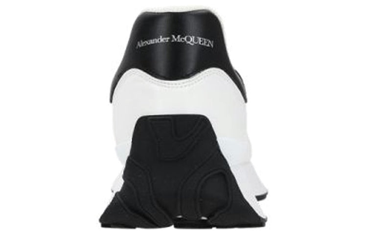 (WMNS) Alexander McQueen Sprint Runner 'White Black' 687995WIC939061 #