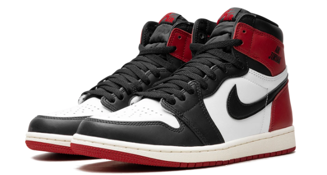 Air Jordan 1 High OG Black Toe Reimagined   (2222) DZ5485 106