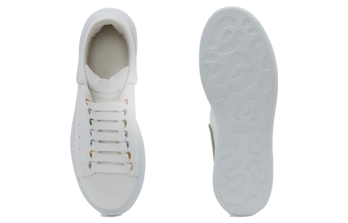 (WMNS) Alexander McQueen Oversized Sneakers 'White Metalic Eyelets' 685671WIB9W9035 #