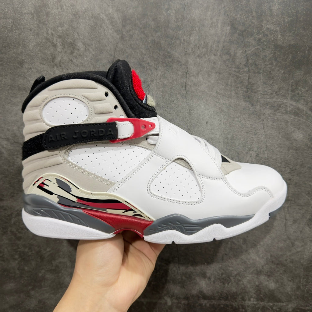 Jordan 8 Retro Bugs Bunny
