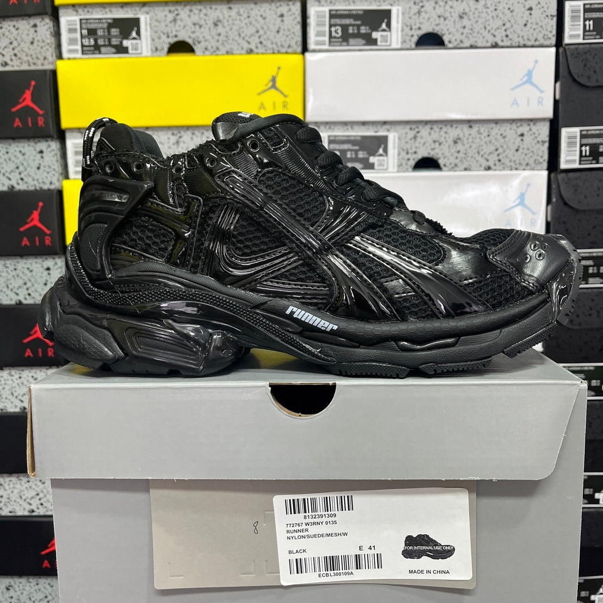 Balenciaga Runner 7.5 Triple Black
