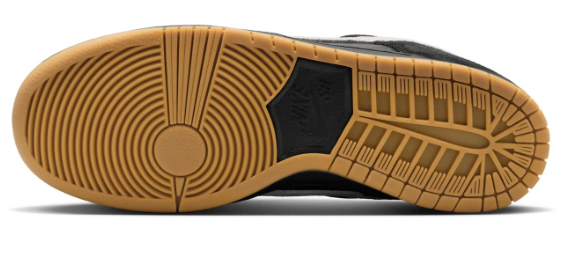 Nike SB Dunk Low Pro ‘Black / White / Gum Light Brown’