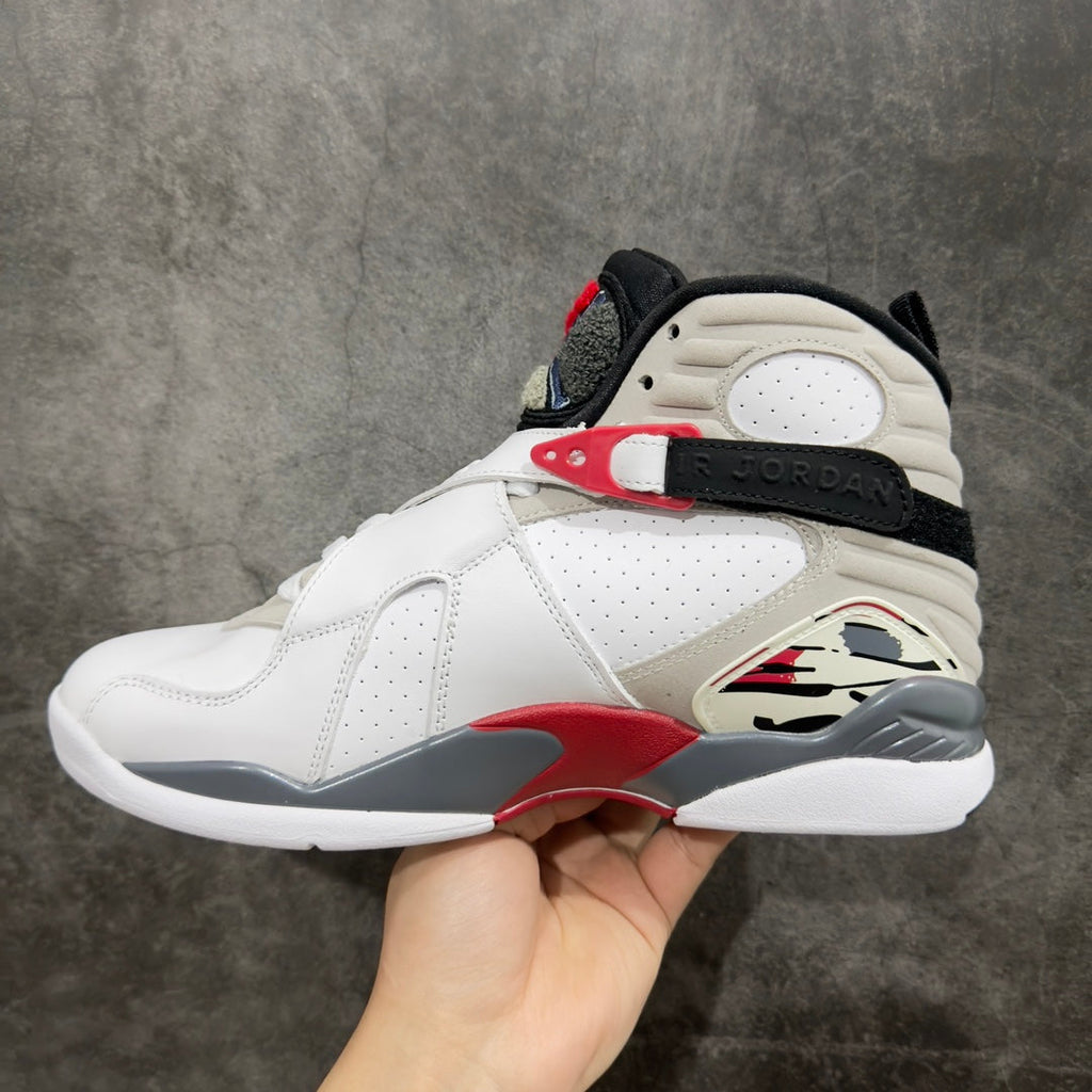 Jordan 8 Retro Bugs Bunny