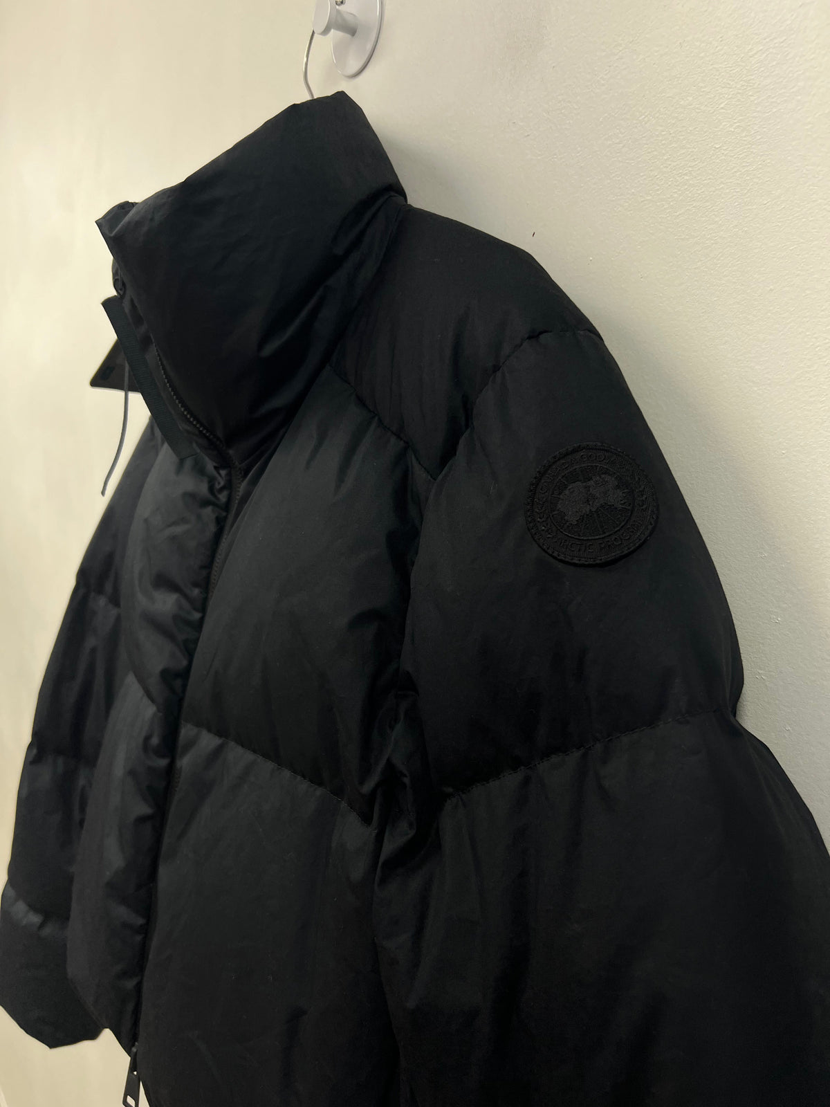 Canada Goose Black Garnet Cropped Puffer Jacket