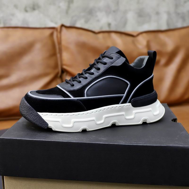 UGG Men's Chunky Runner Sneaker – Black