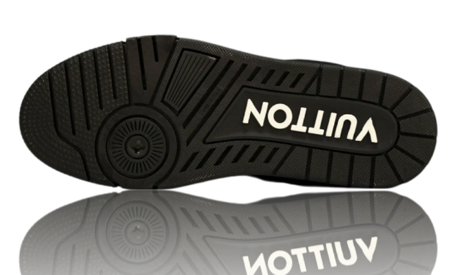 Louis Vuitton Trainer Low – 'Monogram Black Embossed'