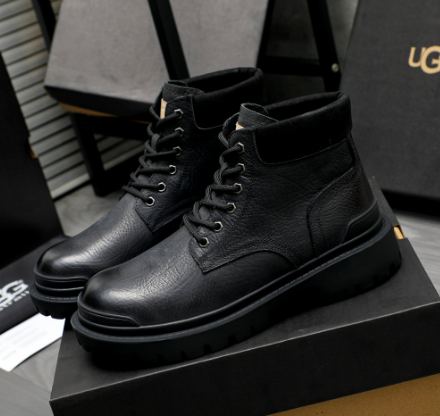 UGG Men's Leather Lace-Up Boot – Black