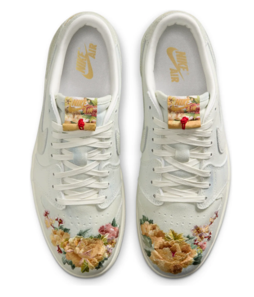 Air Jordan 1 Low OG 'CNY Year of the Horse' 2026 IQ1108-011