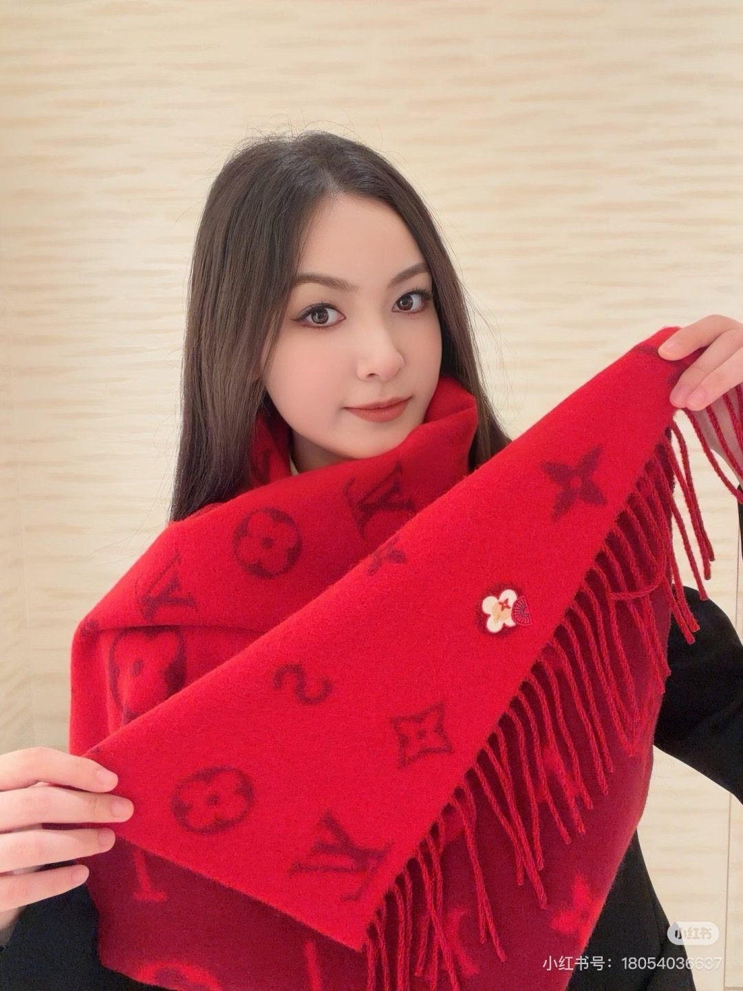 Louis Vuitton Reykjavik 2.0 Red Monogram Scarf