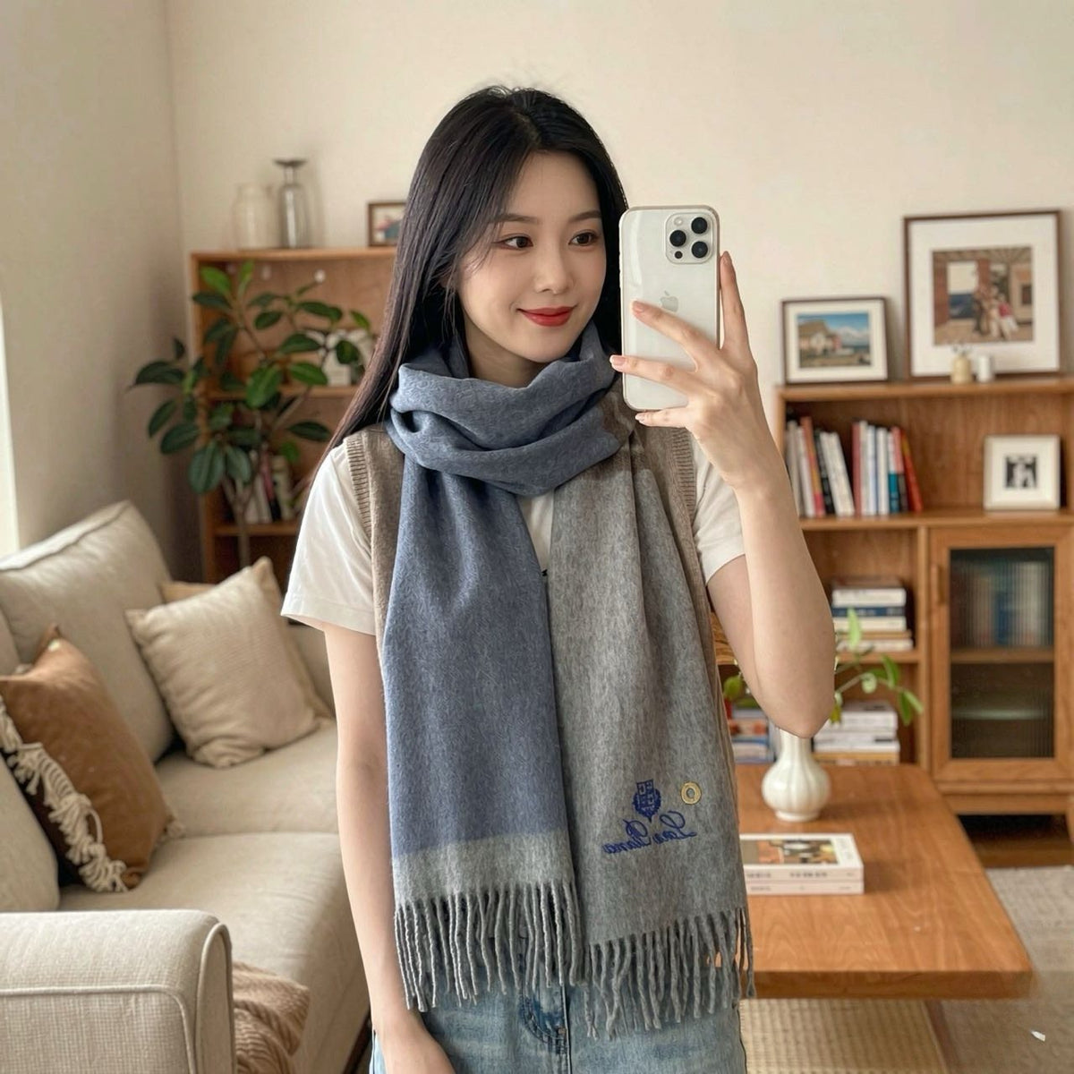 Loro Piana Two-Tone Fringe Scarf - 30 x 185 cm