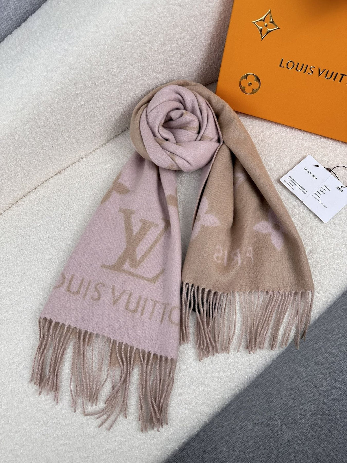 Louis Vuitton Wordmark Monogram Scarf - 180 x 45 cm