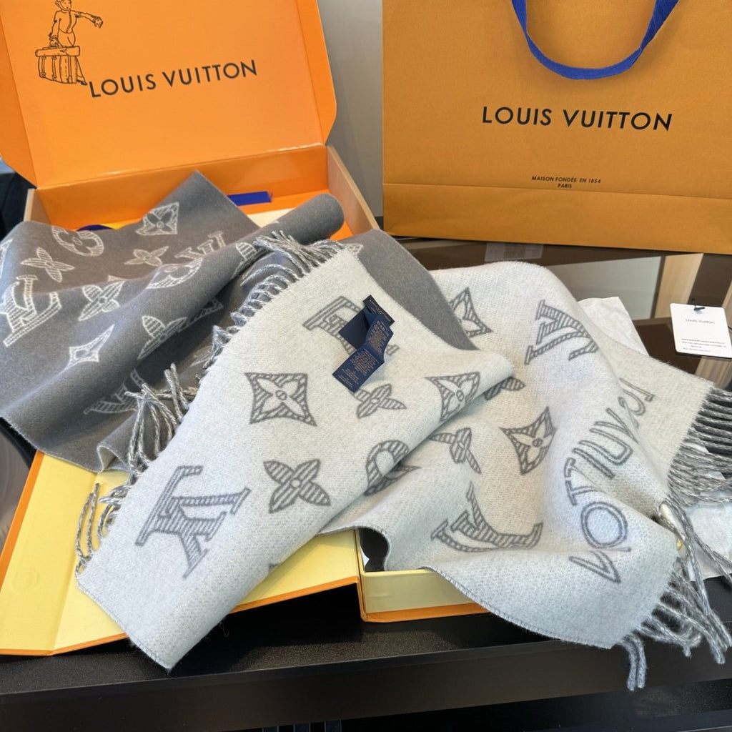 Louis Vuitton Reversible Monogram Knit Scarf