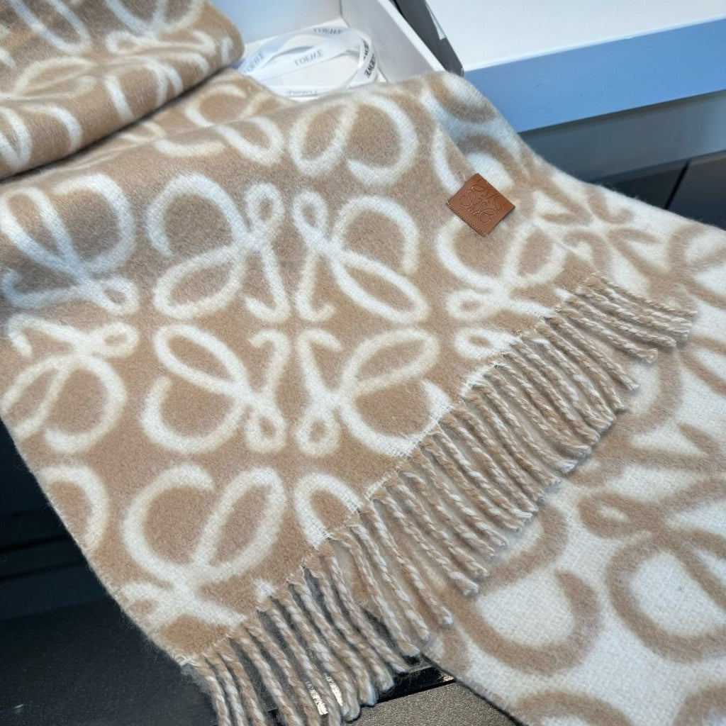 Loewe Loop-Pattern Fringed Scarf