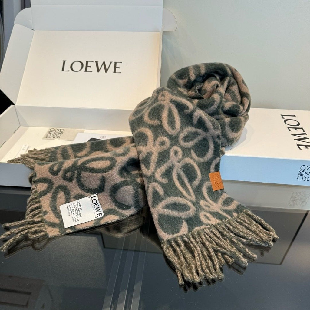 Loewe Loop-Pattern Fringed Scarf