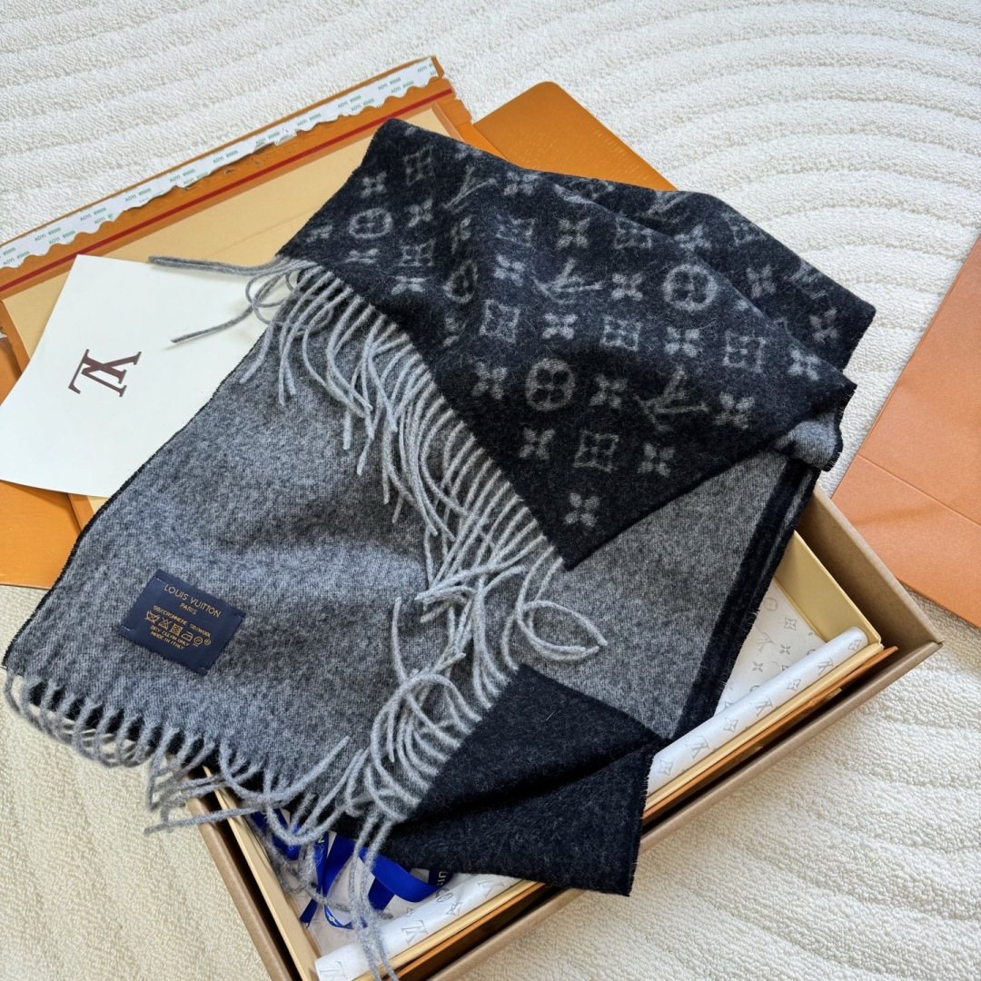 Louis Vuitton Men's Tonal Monogram Cashmere Scarf