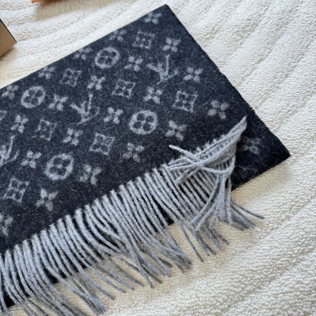 Louis Vuitton Two-Tone Reversible Monogram Scarf - 30 x 180 cm