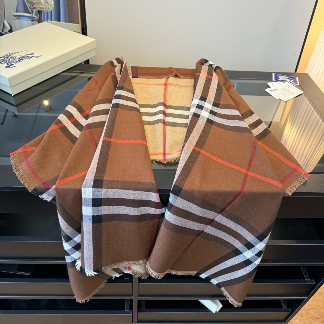 Burberry Bold Check Fringed Scarf - 110 x 200 cm