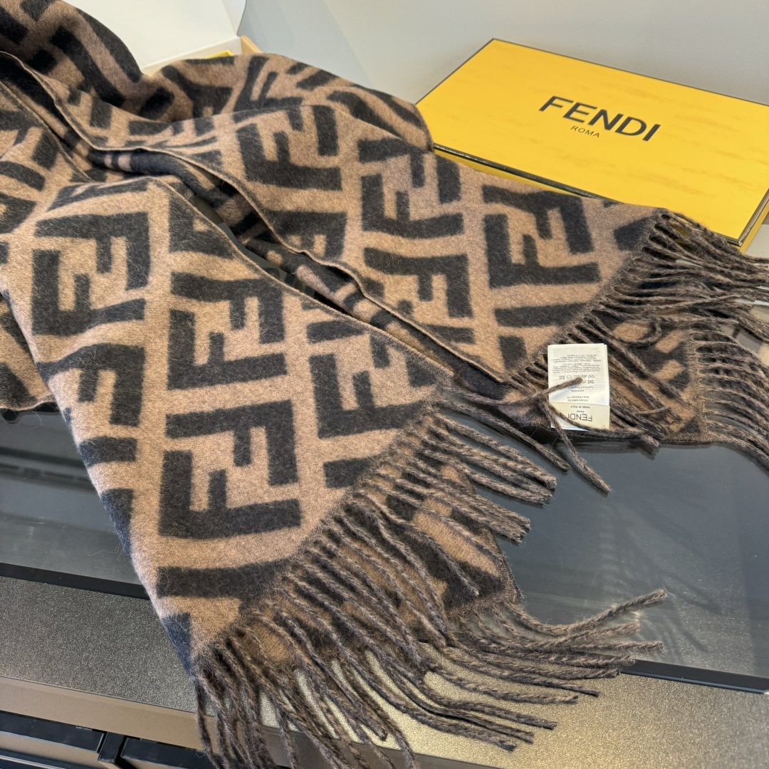 Fendi Geometric Fringed Scarf